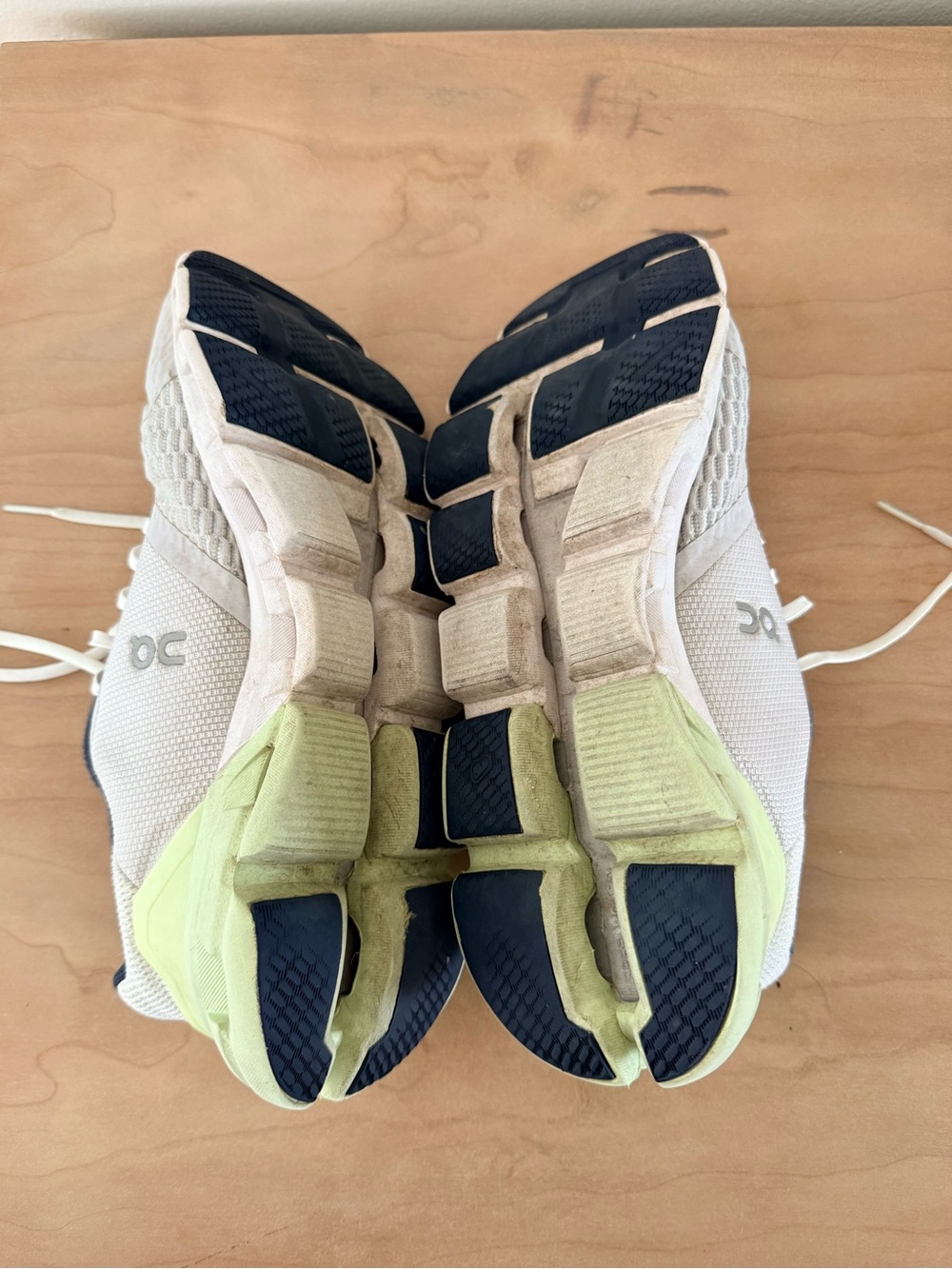 On Running Women's Light Gray and Lime Green Cloud Sneakers - Picture 6 of 7